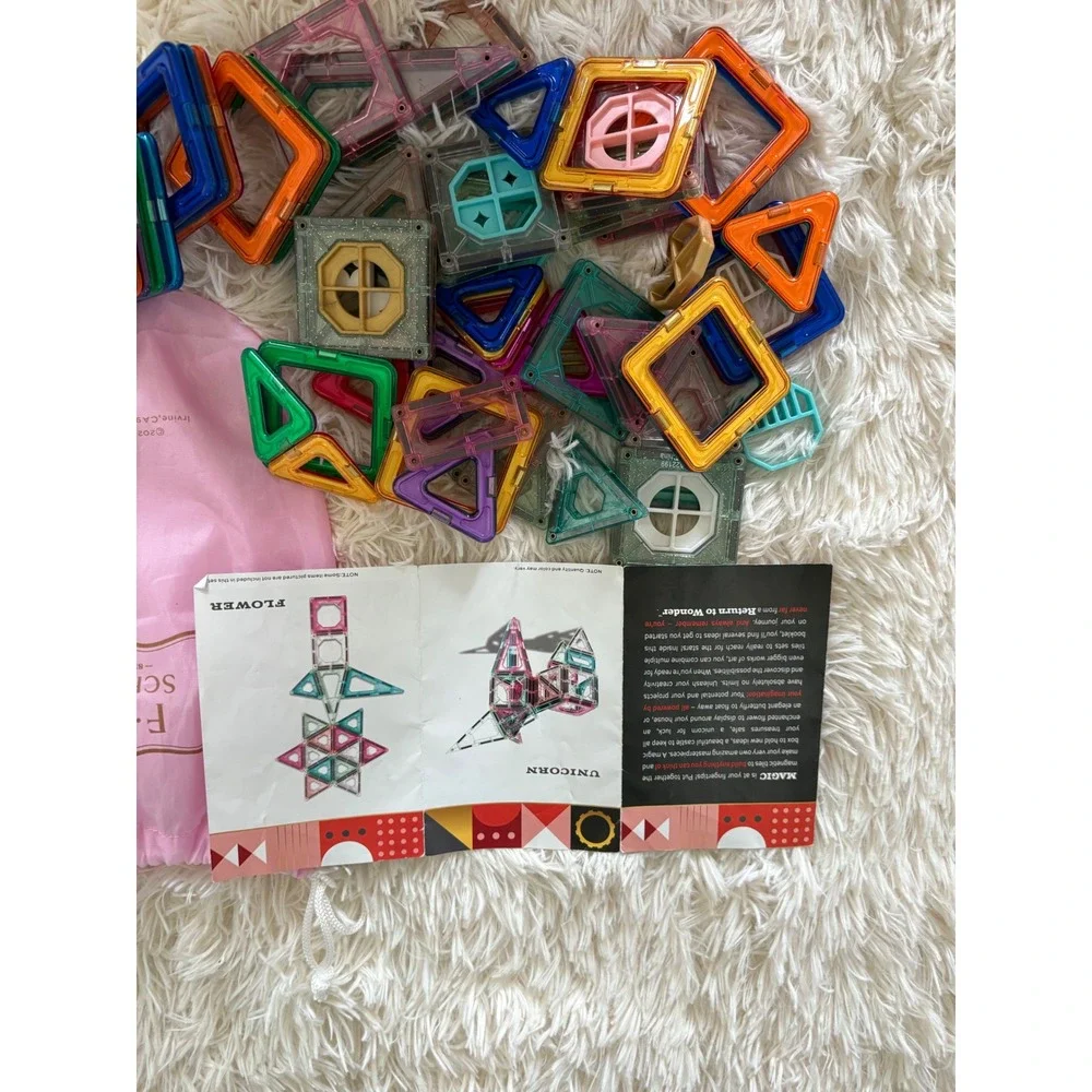 FAO Schwarz Magnetic Tiles 80 Piece Set -‎ Triangles Squares STEM Toy